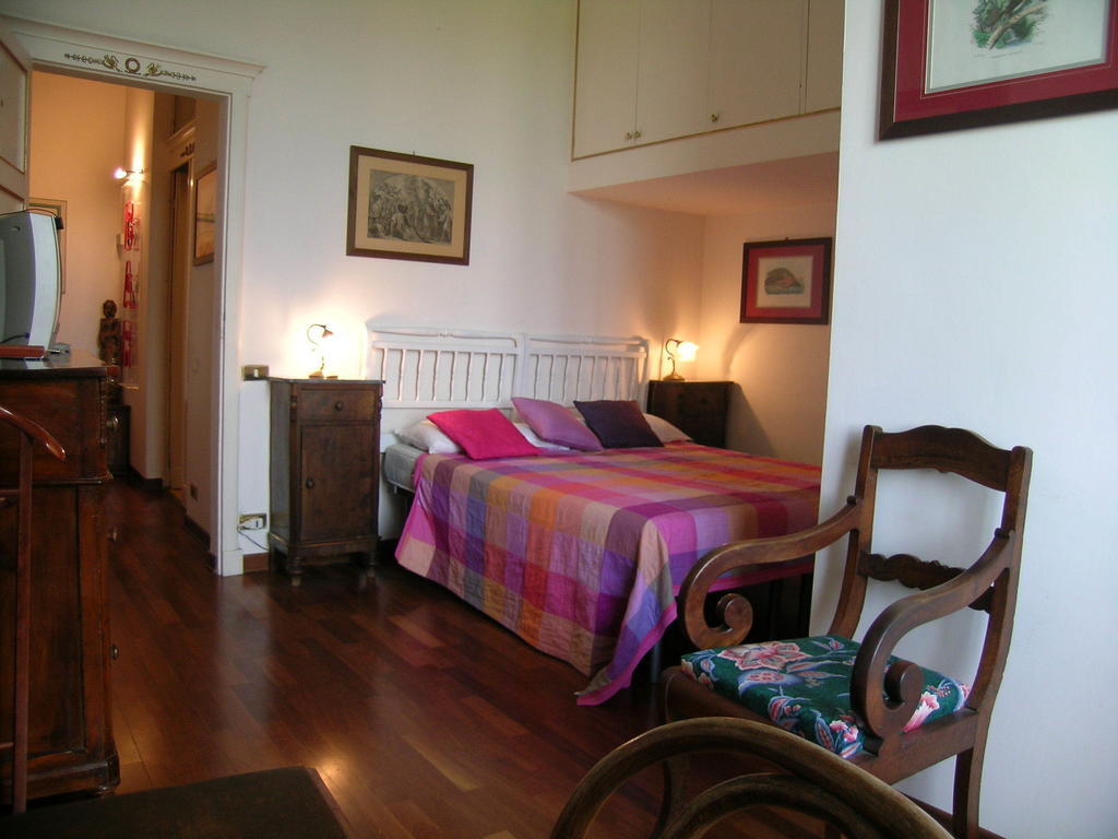 La Dimora Dei Monaci Bed & Breakfast Siena Room photo