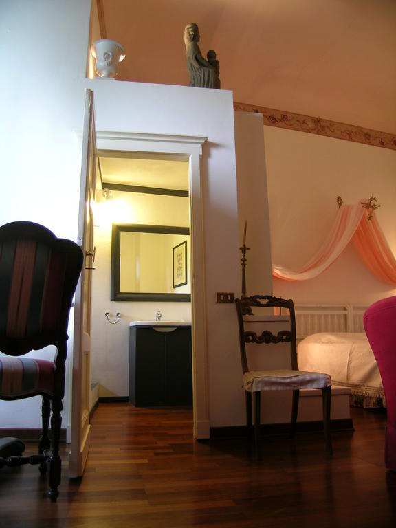 La Dimora Dei Monaci Bed & Breakfast Siena Room photo